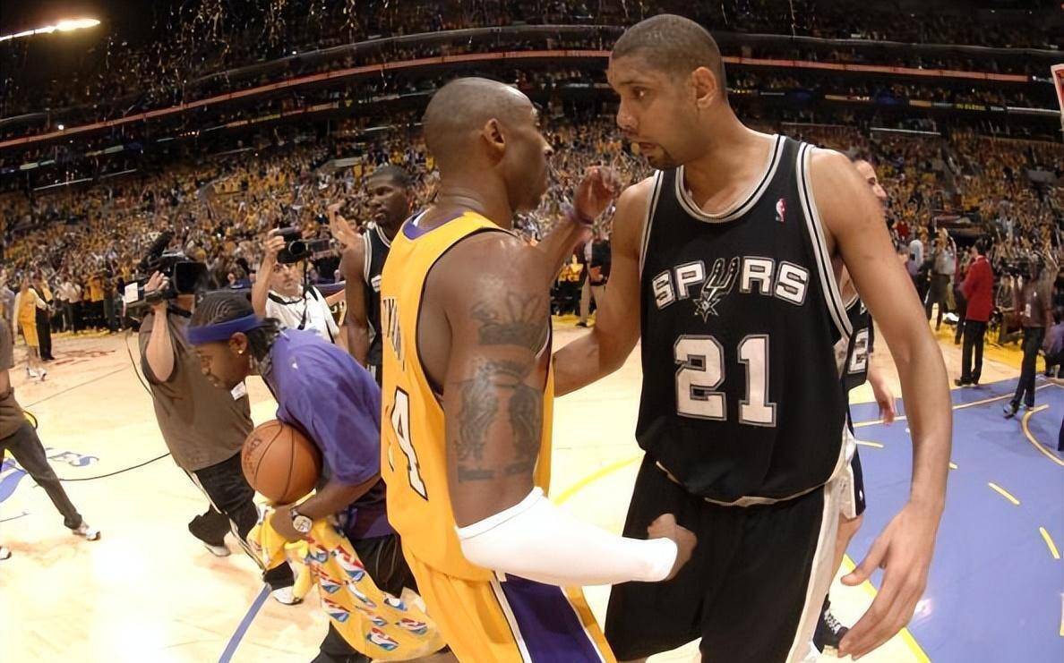 马刺横扫尼克斯，郭艾伦高光表现