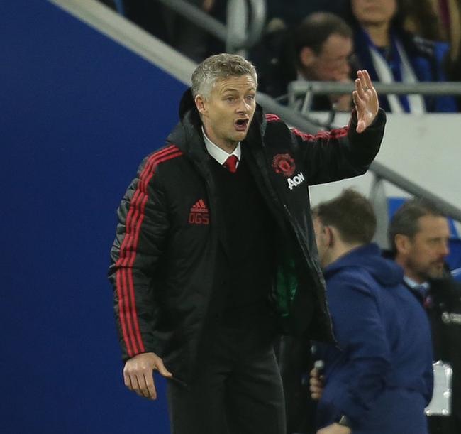 曼联主帅索尔斯克亚与球队管理层危机