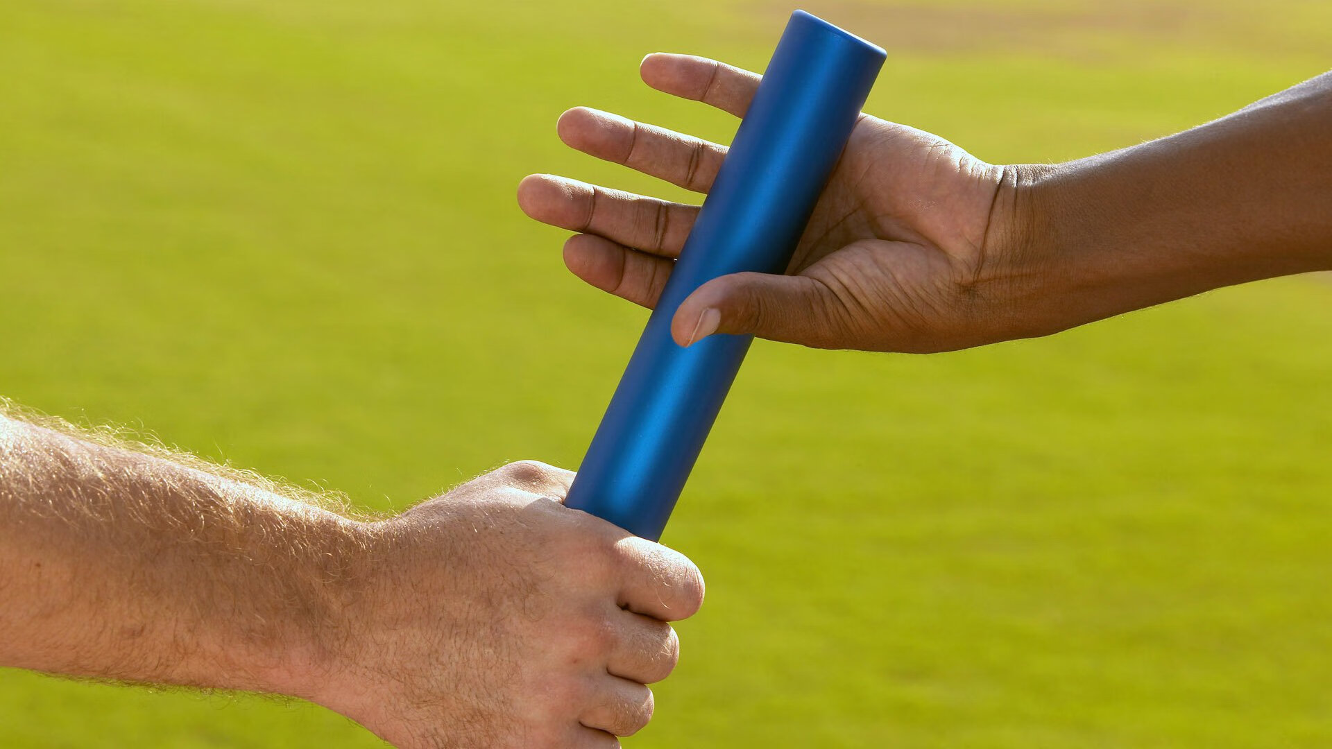 绿茵场的铁血碾压与乒乓桌的绝对统治,当德国战车与梁靖崑共演掌控美学