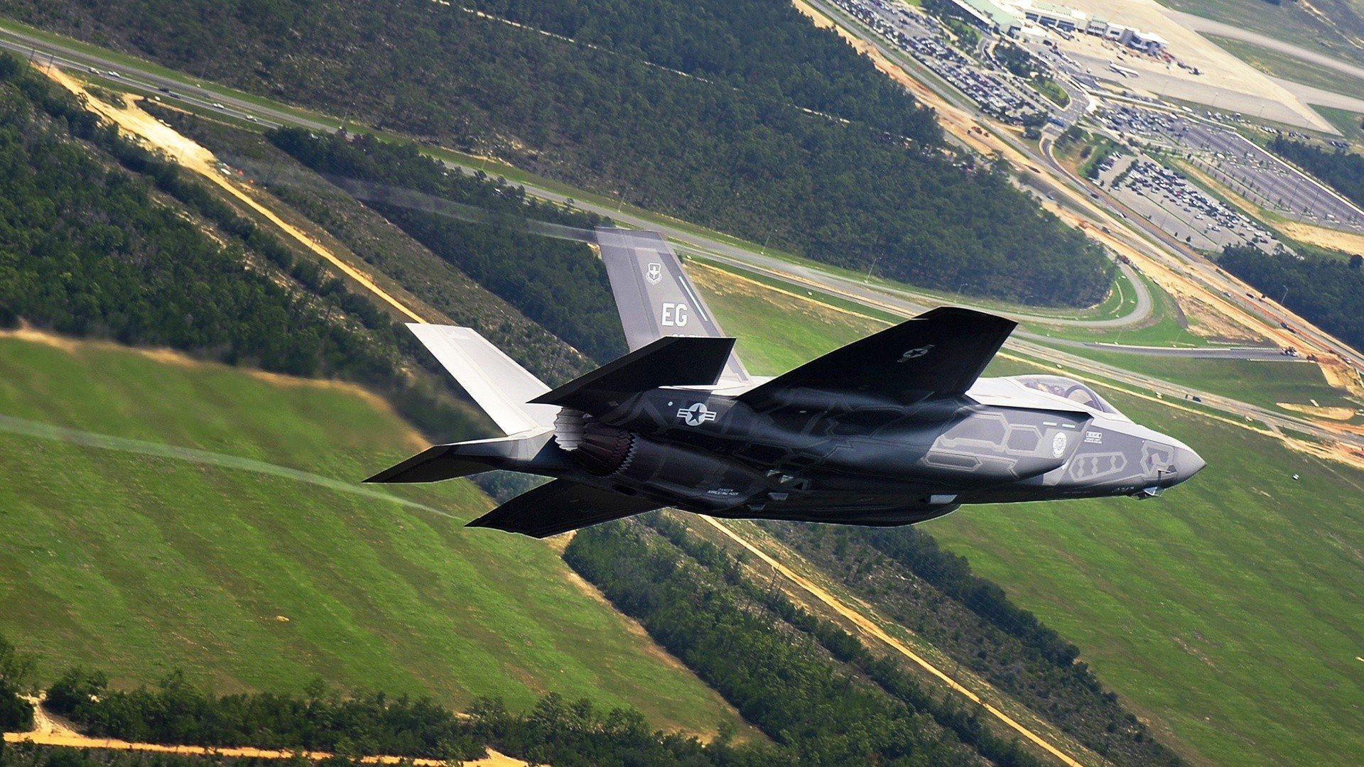 双城记，伦敦雨夜与纽约霓虹下的冠军之路