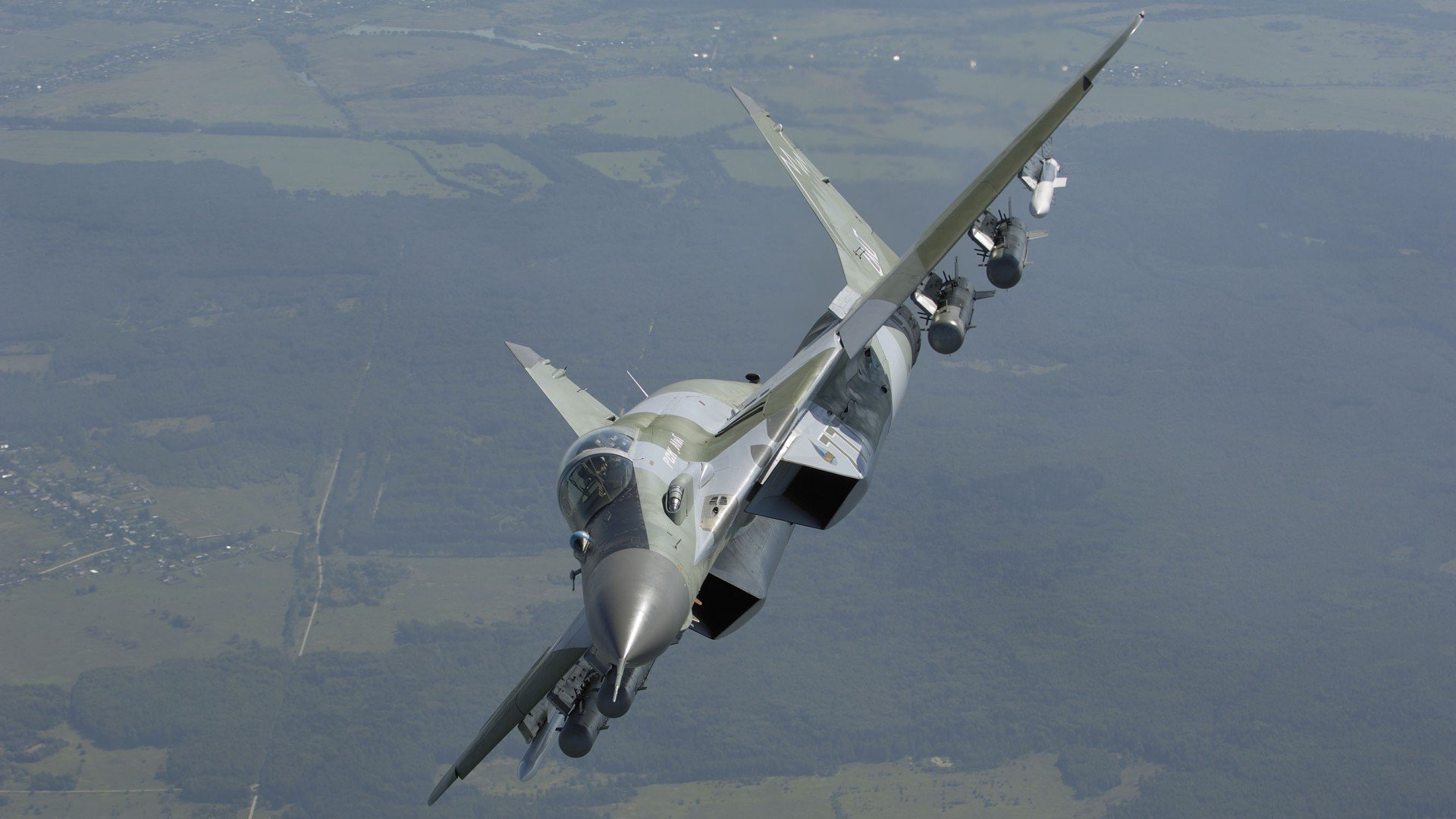 得分狂潮对决锐利锋芒，黄蜂群起蜇伤灰熊，杜兰特烈焰点燃赛场