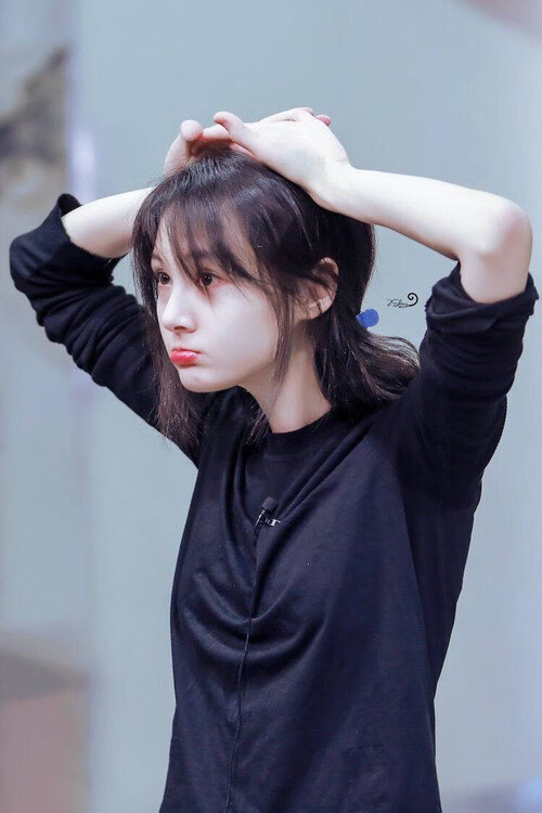 跨越山海，胡金秋筑广厦于鹏城，福克斯封神于金州之巅