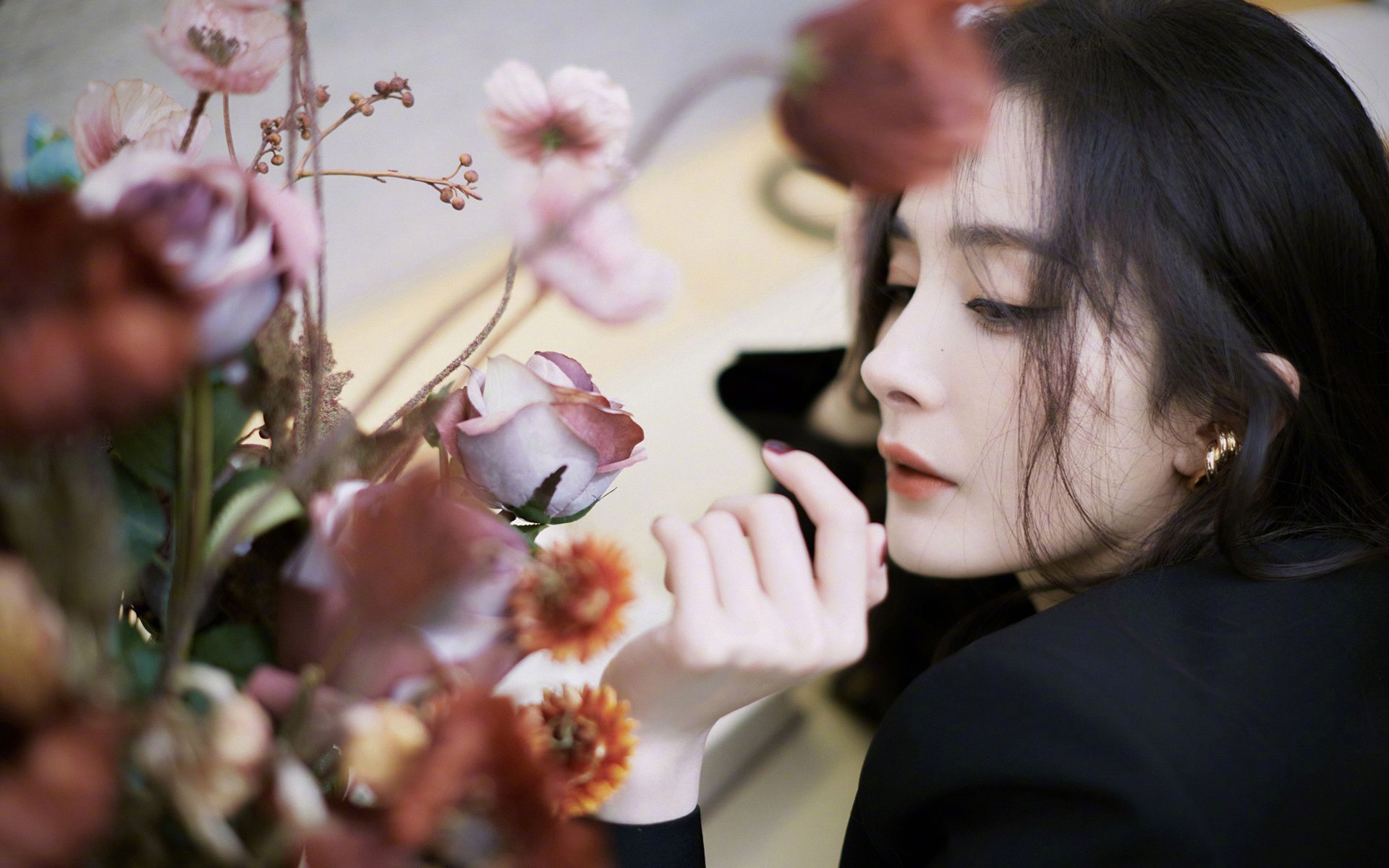 悬念在开场哨中凋零，福克斯七分钟闪电，为美加之夜写下终章